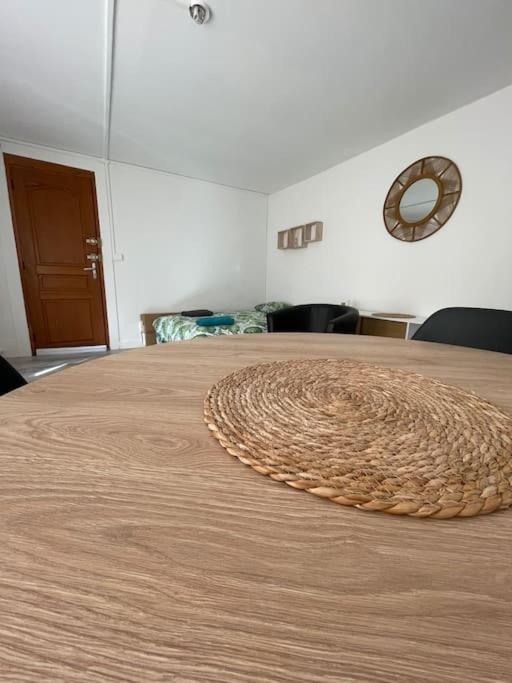 Appartement Le Victor Hugo à Besançon Extérieur photo